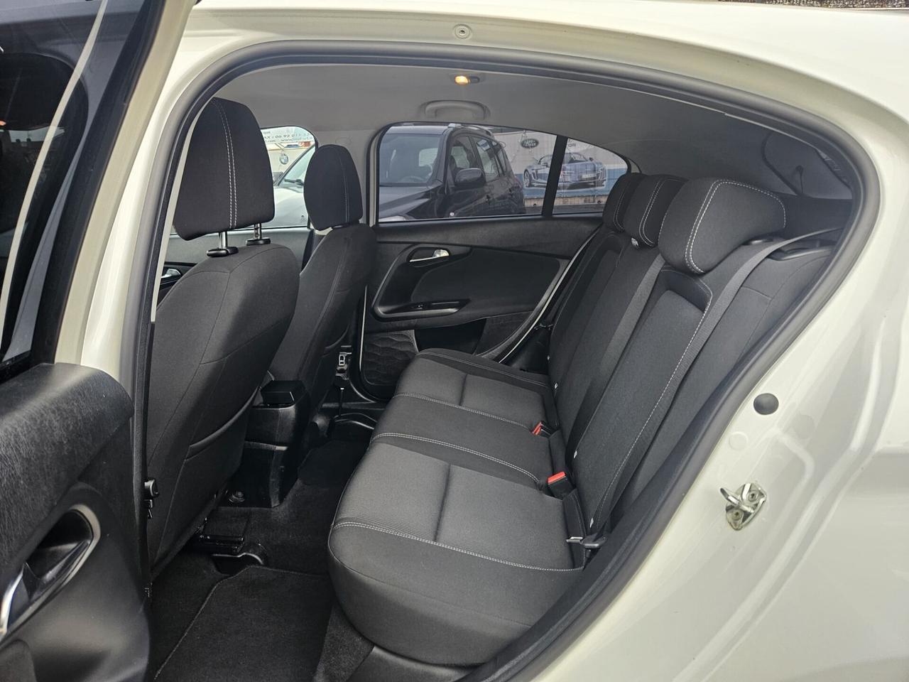 Fiat Tipo 1.3 Mjt S&S 5 porte Easy