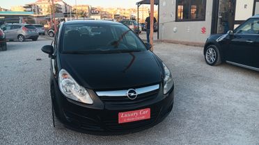 Opel Corsa 1.2 5 porte Club