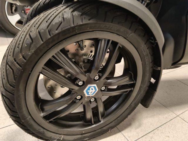 PIAGGIO MP3 300 HPE DEEP BLACK E5 ABS KM 9 !!!!!!