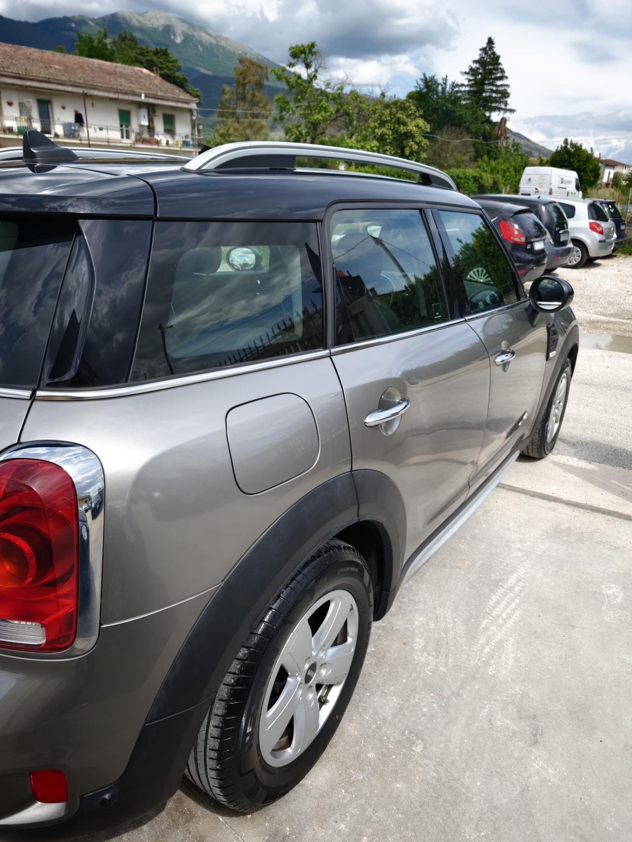 Mini Cooper SD Countryman 2.0 D Business ALL4 automatica