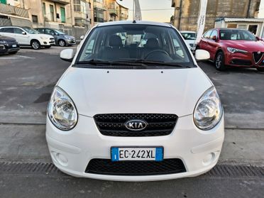 KIA PICANTO 1.0 BENZINA UNCOPROPRIETARIO 2010