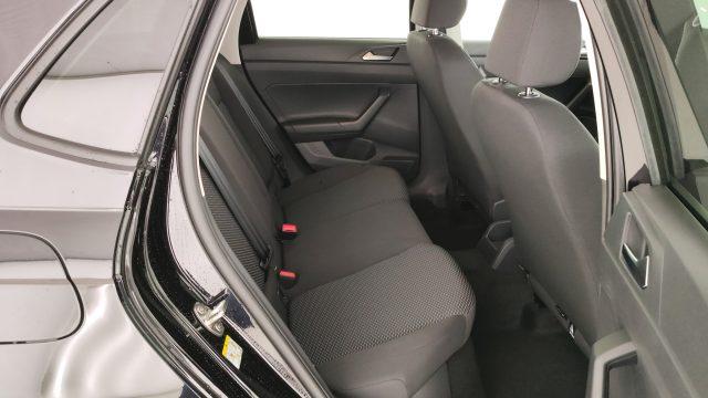 VOLKSWAGEN Polo 1.0 Young