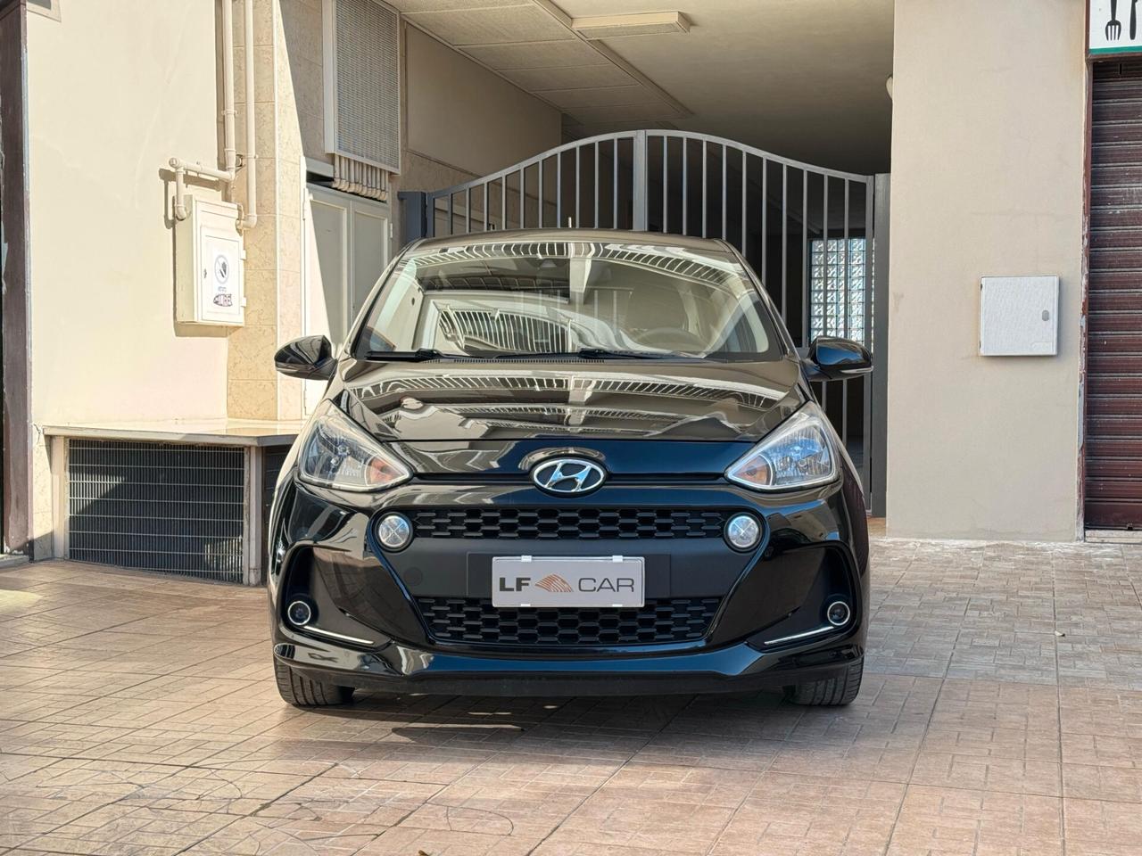 Hyundai i10 1.0 Tech Connect Pack automatica 67 cv