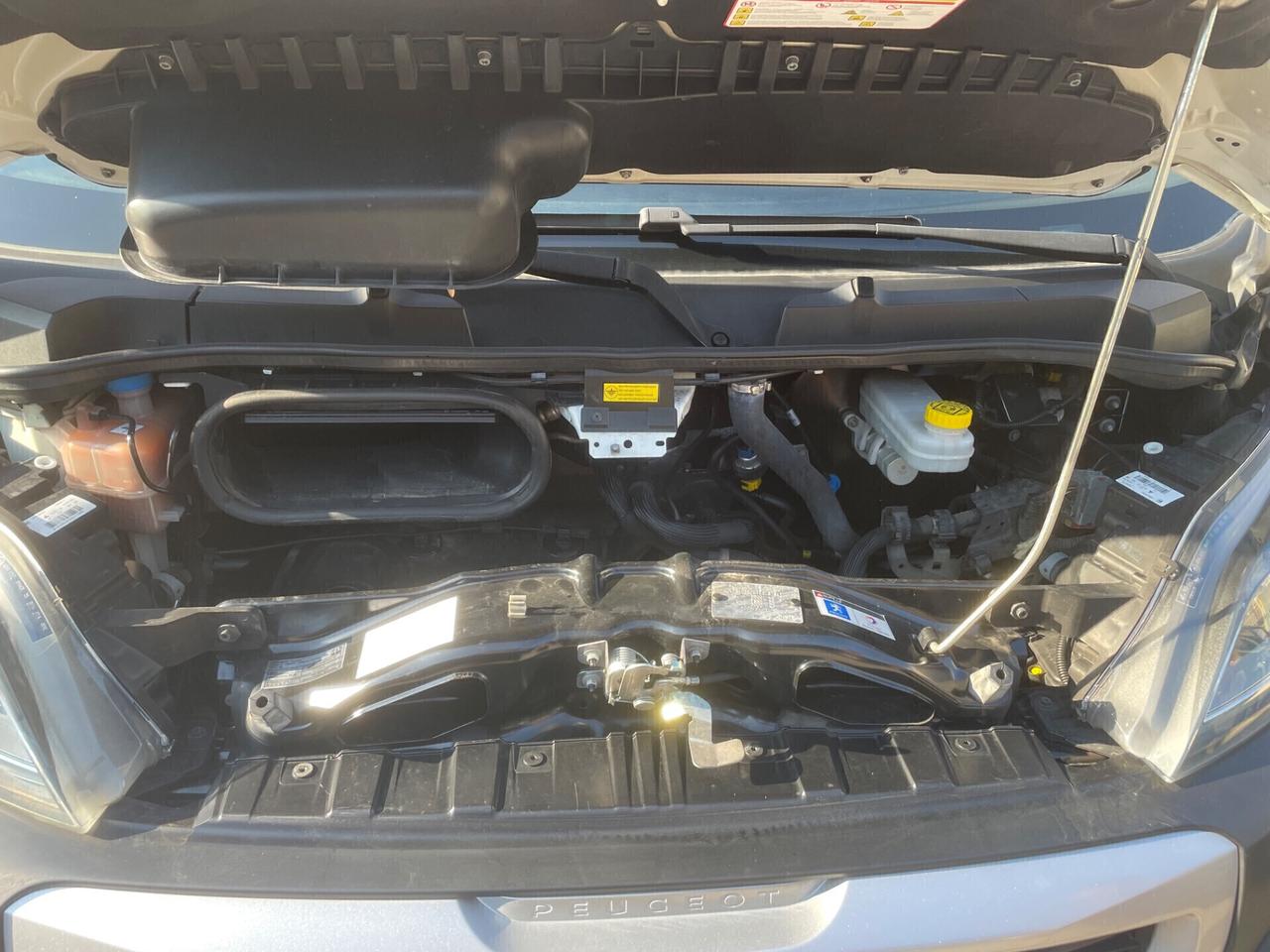 Peugeot BOXER 2.0 BlueHDi 130CV H2 L3