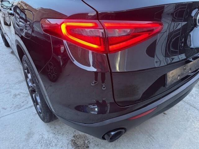 Alfa Romeo Stelvio 2.2 Turbodiesel 160 CV Super