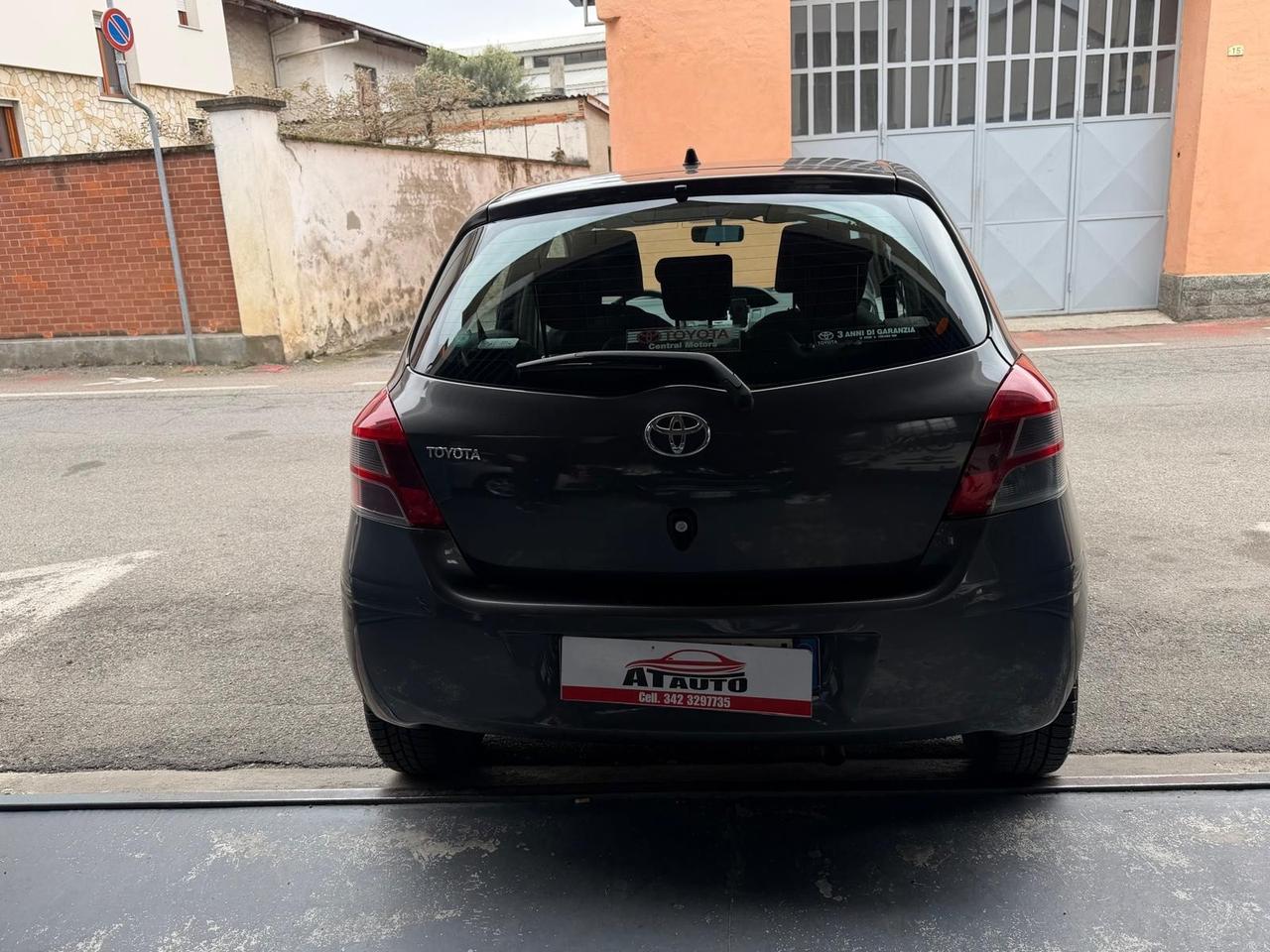Toyota Yaris 1.3 5 porte Sol