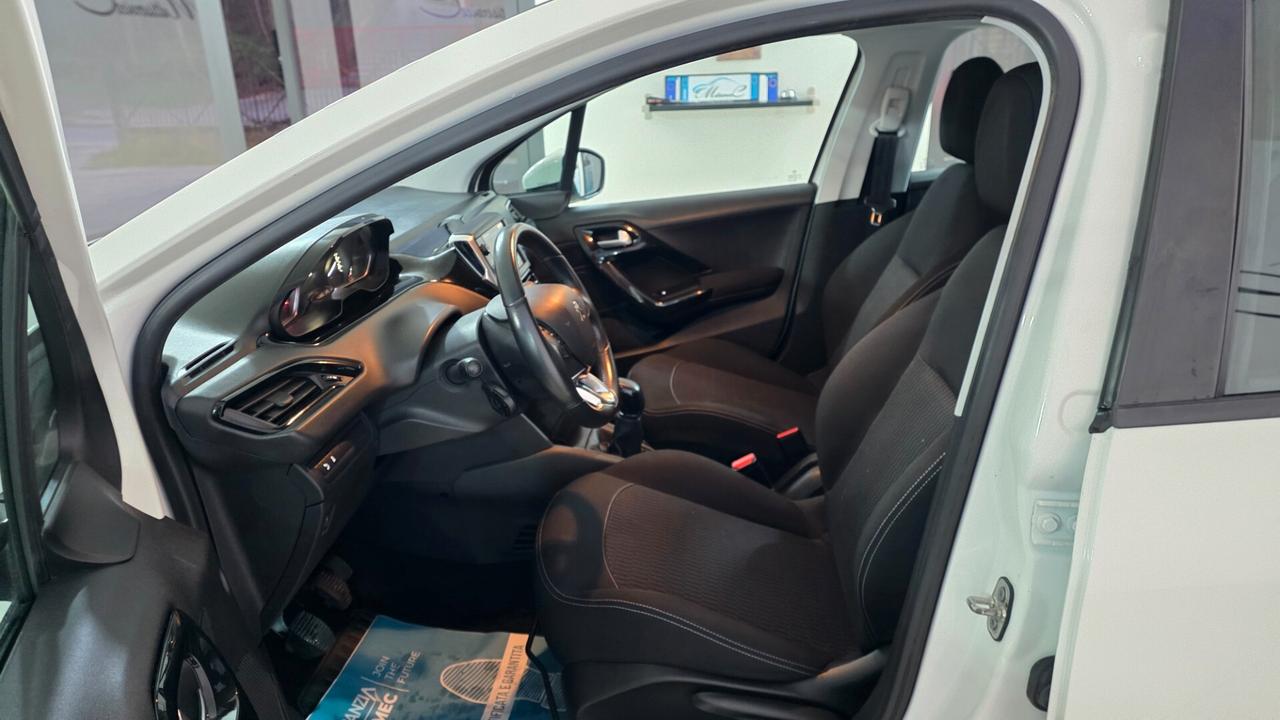 Peugeot 208 BlueHDi 75 5 porte Allure