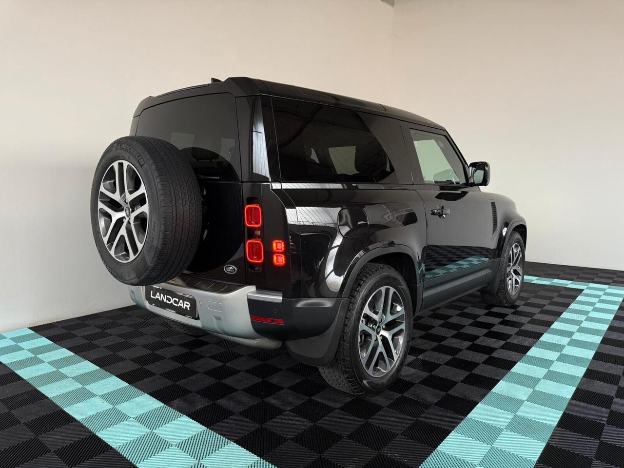 Land Rover Defender 90 3.0D I6 300 CV AWD Auto HSE