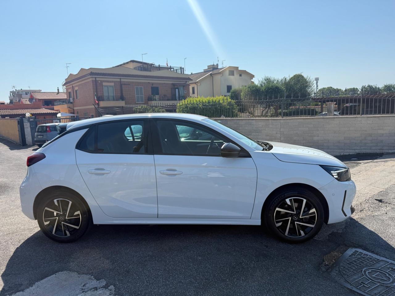 Opel Corsa 1.2 GS 100cv Arktis white