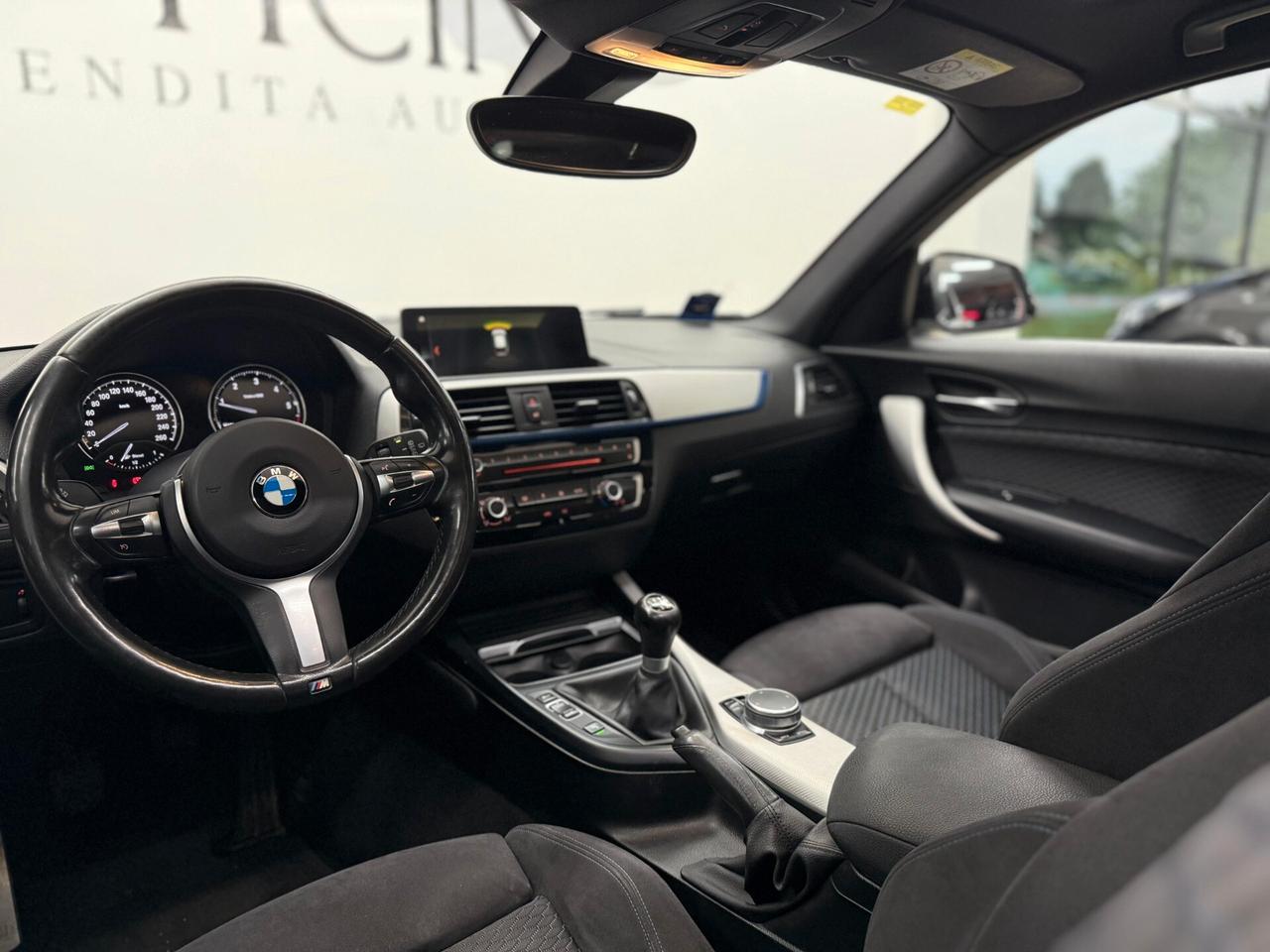 Bmw 118 118d 5p. Msport