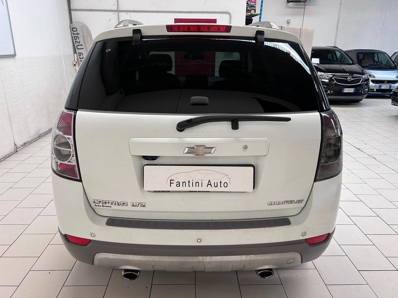 Chevrolet Captiva LTZ 2.0 184cv 4x4 c.auto-Dettagli in Bio