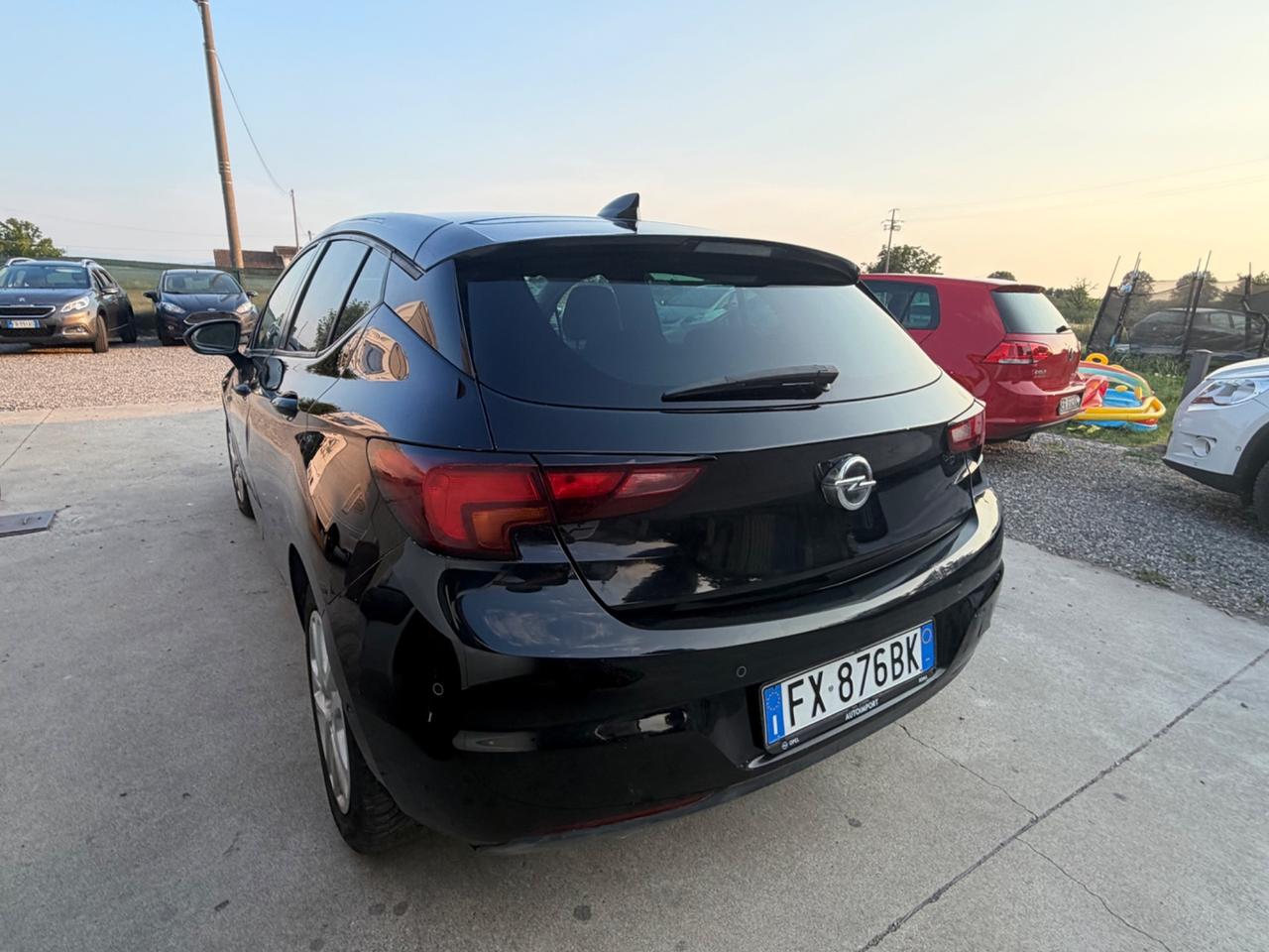 Opel Astra 1.4 Turbo 150CV Start&Stop aut. 5 porte Innovation