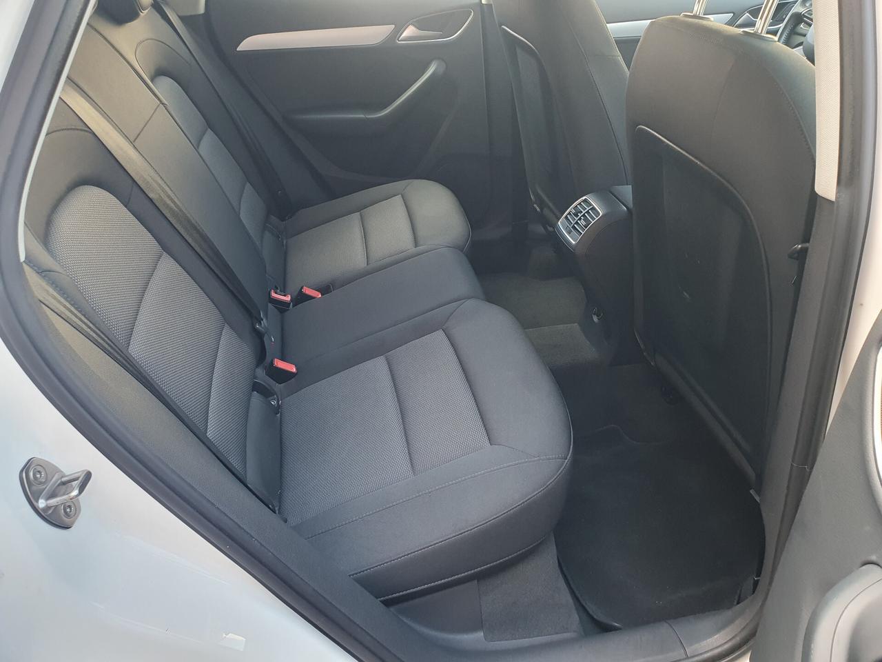 Audi Q3 2.0 TDI 150 CV Business Euro 6B