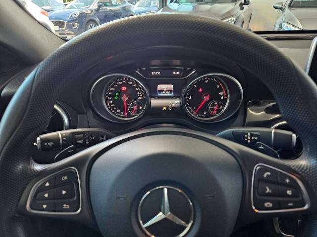 Mercedes-Benz CLA 200 2017 Premium AUTOMATICO 136CV