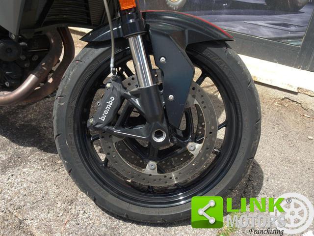BMW F 900 R Confort