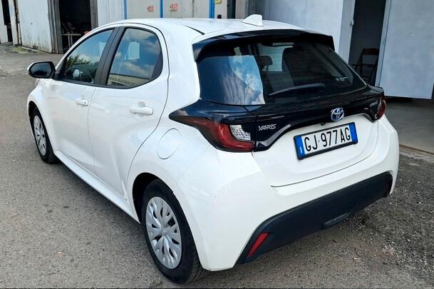 Toyota Yaris 1.5 Hybrid 5 porte Business UNIPRO IVA DEDUCIBILE AUTOCARRO prezzo+IVA
