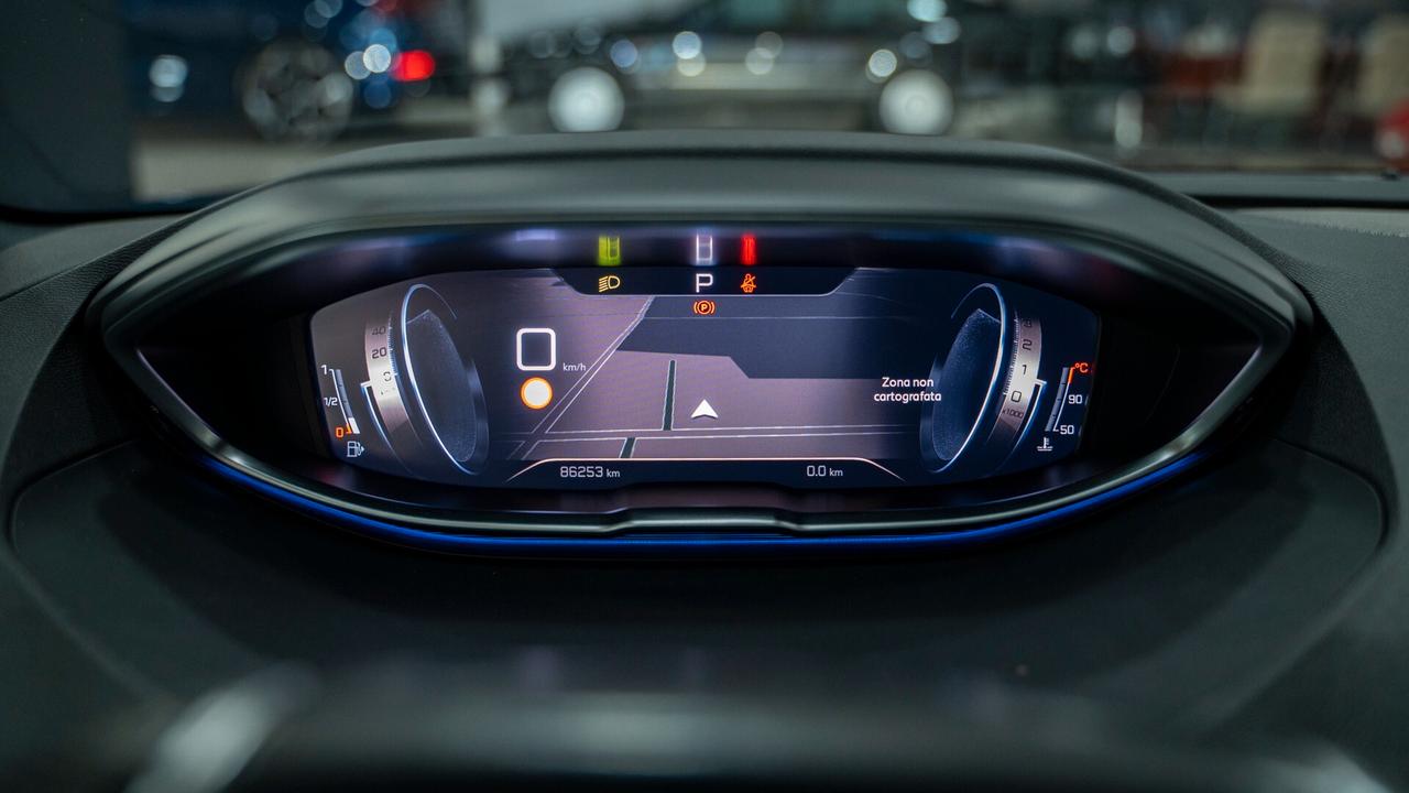 Peugeot 3008 1.5 BLUEHDI GT PACK SES 131 CV EAT8 AUTO FOCAL VIR