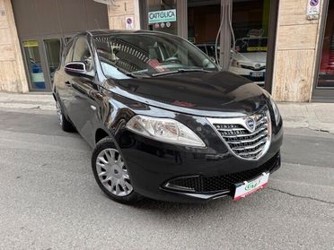 Lancia Ypsilon 1.2 5 porte Elefantino