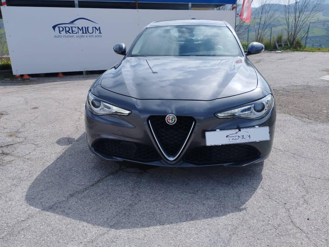Alfa Romeo Giulia 2.2 t Super 150cv