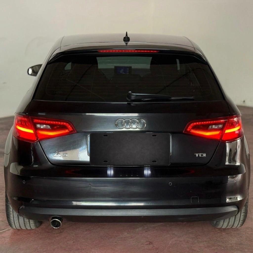 Audi A3 1.6 TDI 105CV SPORTBACK S TRONIC