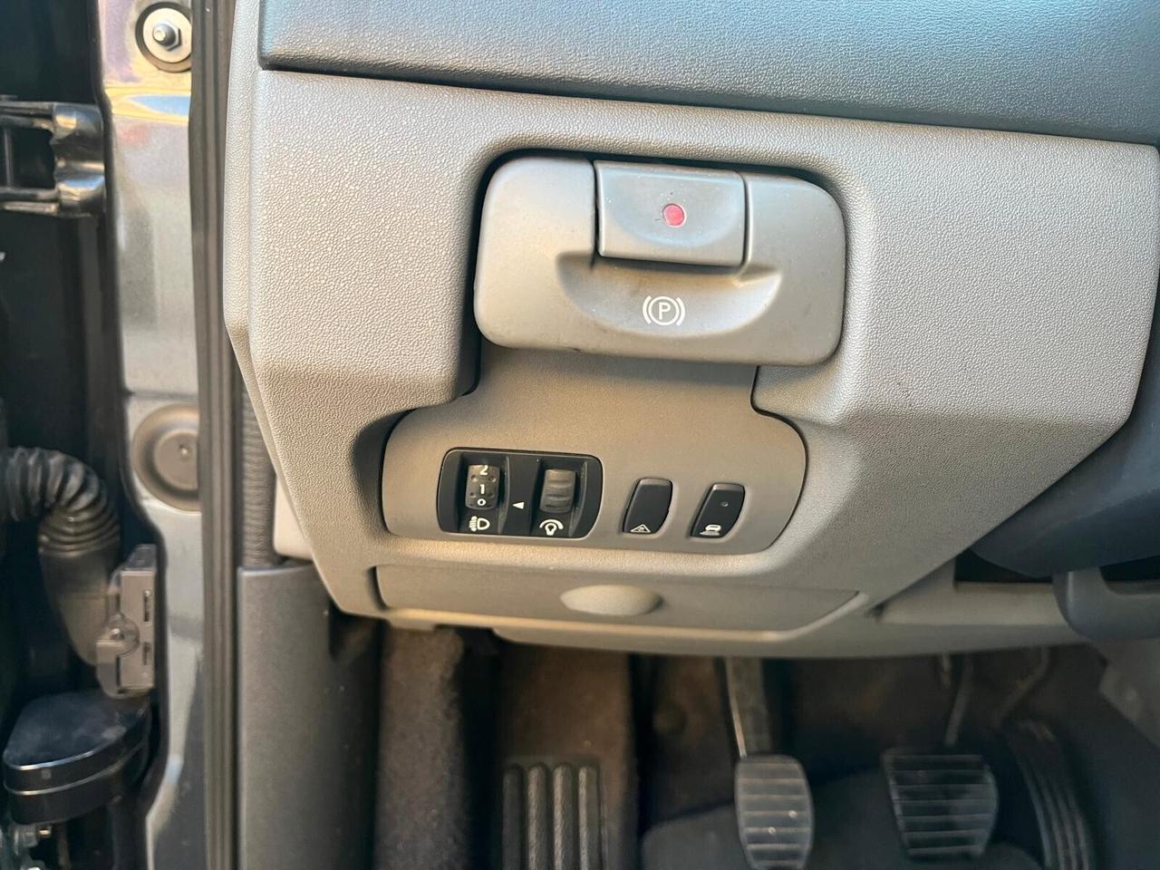 Renault Scénic 1.5 dCi/105CV Conquest
