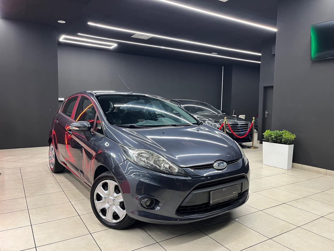 Ford Fiesta 1.2 82 CV 5 porte Titanium OK NEOPATENTATI