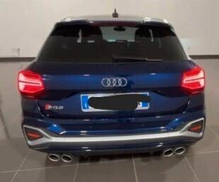 Audi Q2 SQ2 TFSI quattro S tronic sport attitude