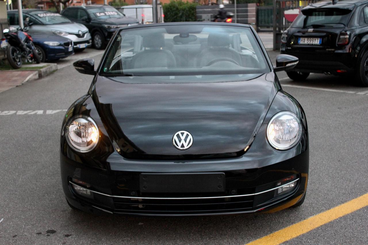 Volkswagen Maggiolino Cabrio 2.0 TDI DSG SENSORI SEDILI RISCALDATI