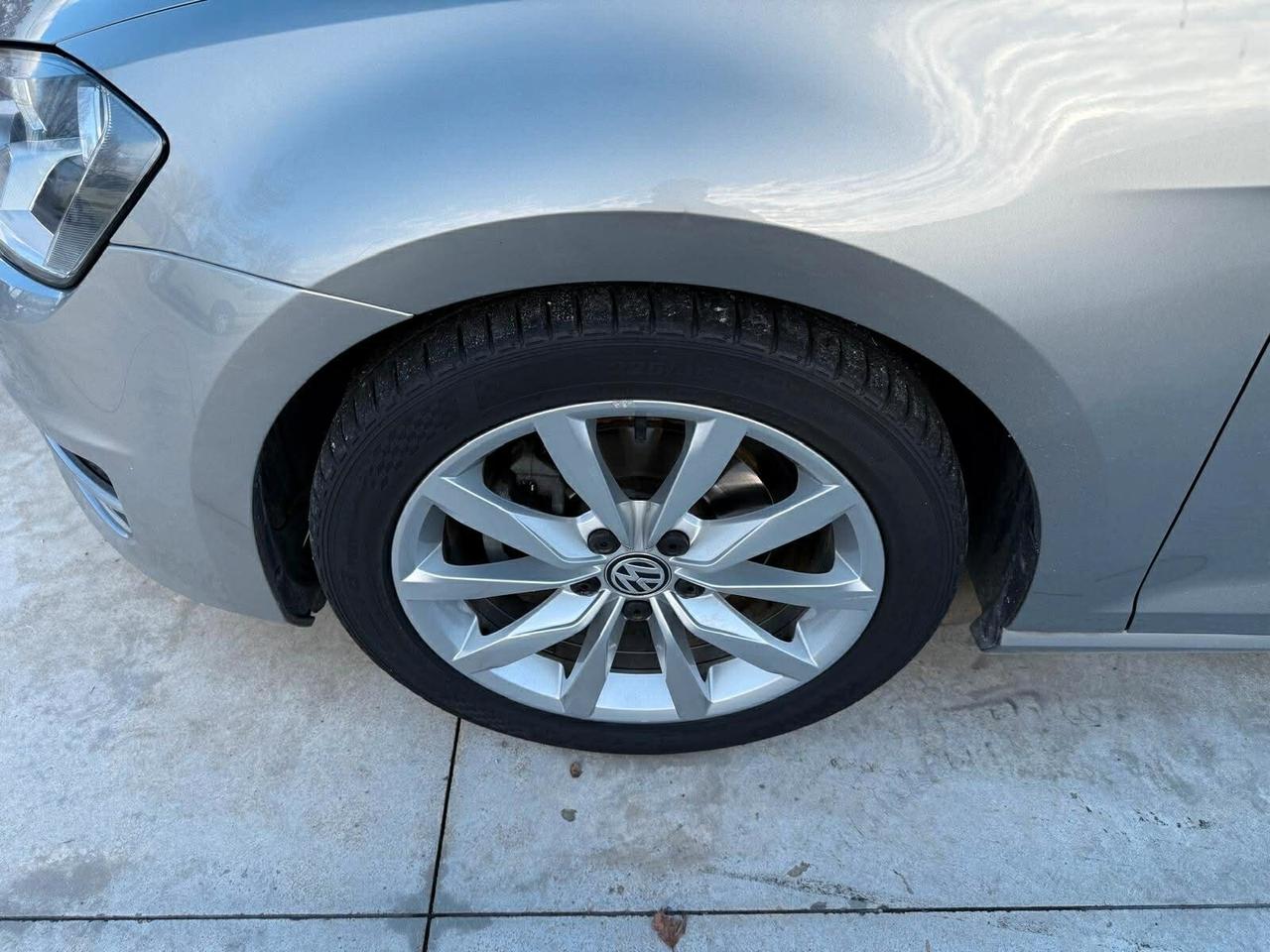 Volkswagen Golf -SW- 1.6 TDI 105 CV Highline -UNICOP-