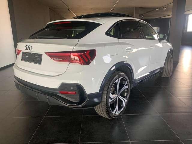 Audi Q3 SP.B. 35 2.0 TDI ID. . BLAK TETTO MATRIX GANCIO