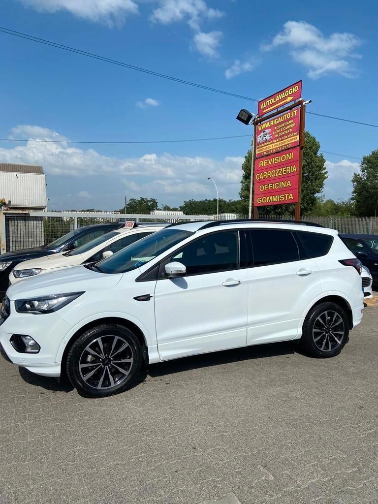 Ford Kuga 1.5 EcoBoost 120 CV S&S 2WD ST-Line