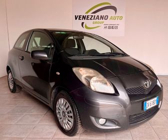 Toyota Yaris 1.3 3P sol