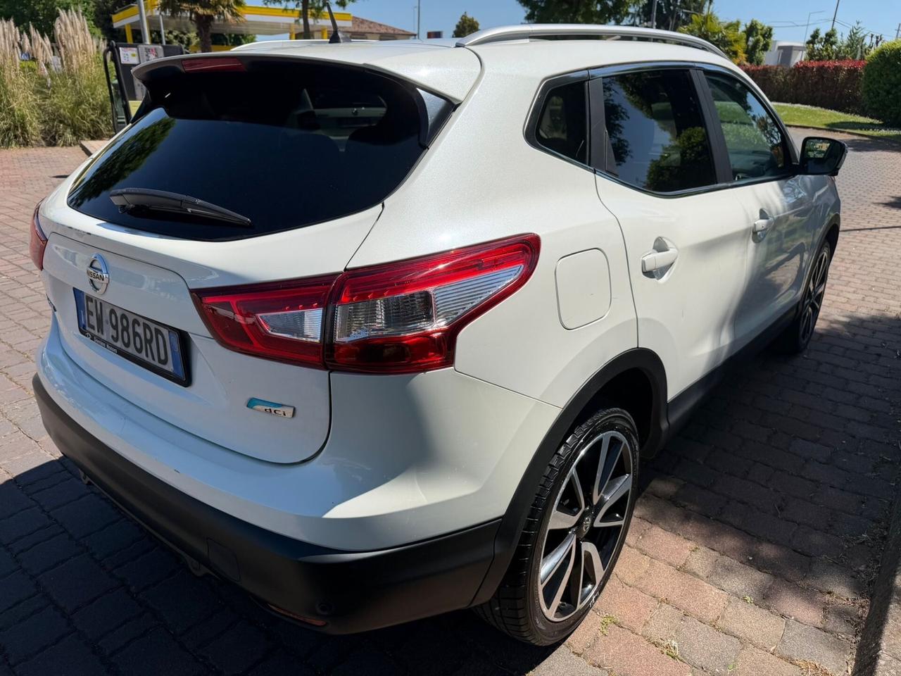 Nissan Qashqai 1.5 dCi Tekna FULL OPTIONAL !