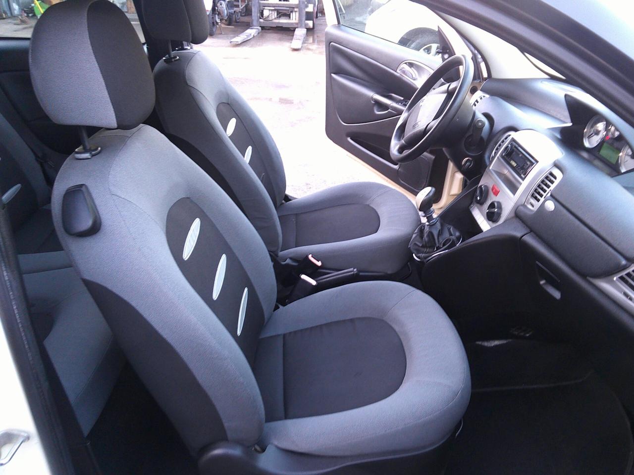 Lancia Ypsilon 1.2 Oro Bianco 07