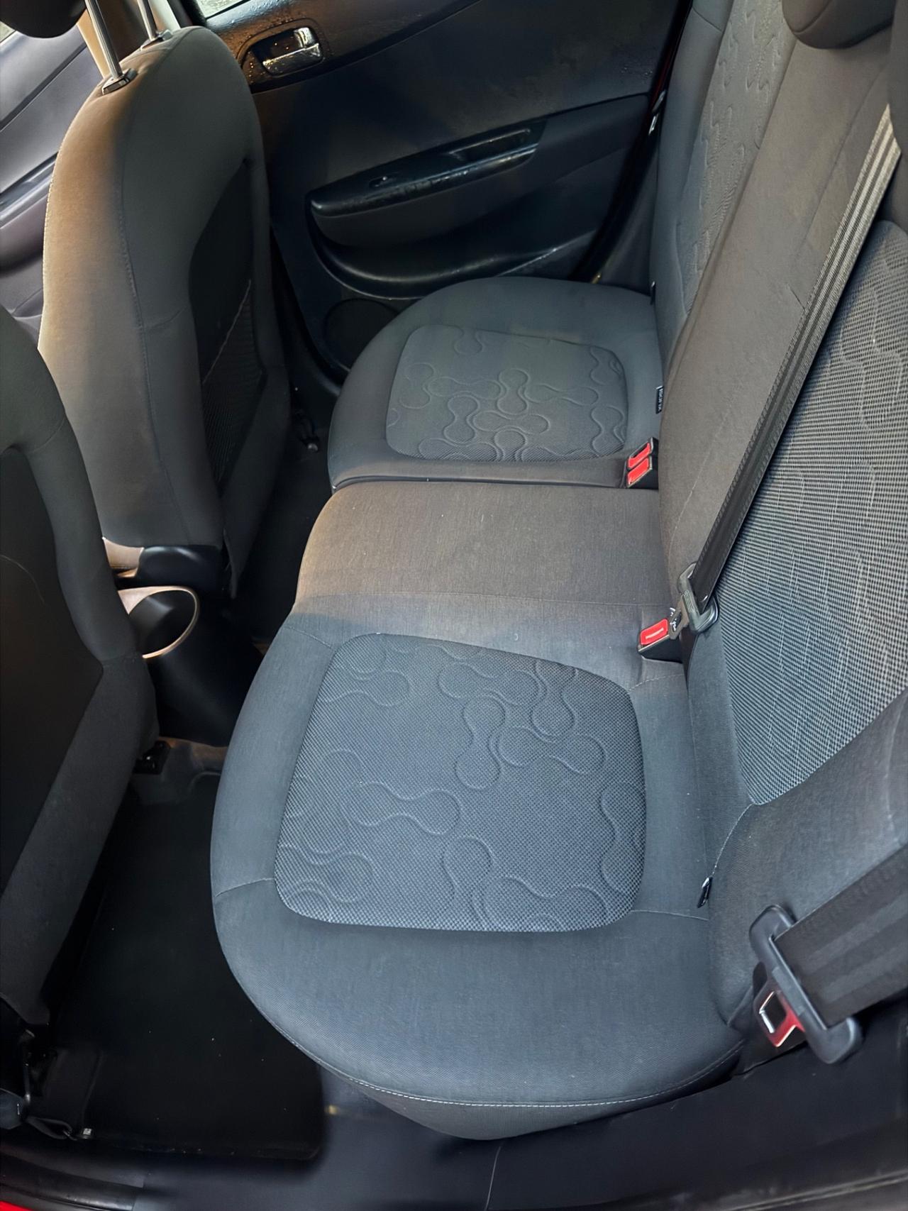 Hyundai i20 1.2 5p. Neopatentati no blocchi 2012