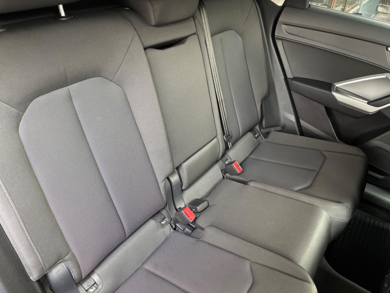 Audi Q3 40 TDI 190 cv Quattro S tronic Edition