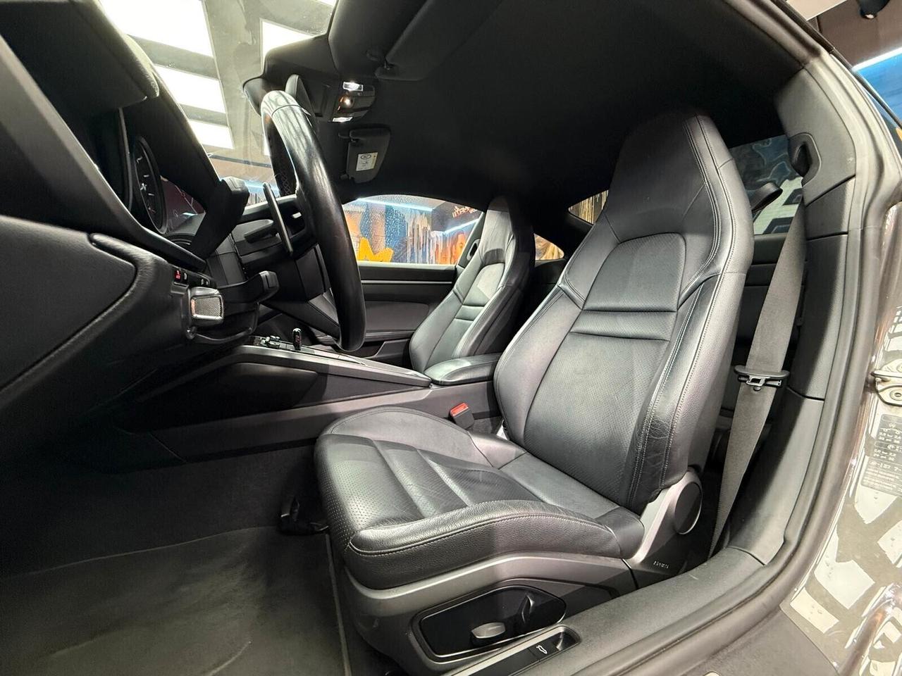Porsche 911 Carrera 4S (130)