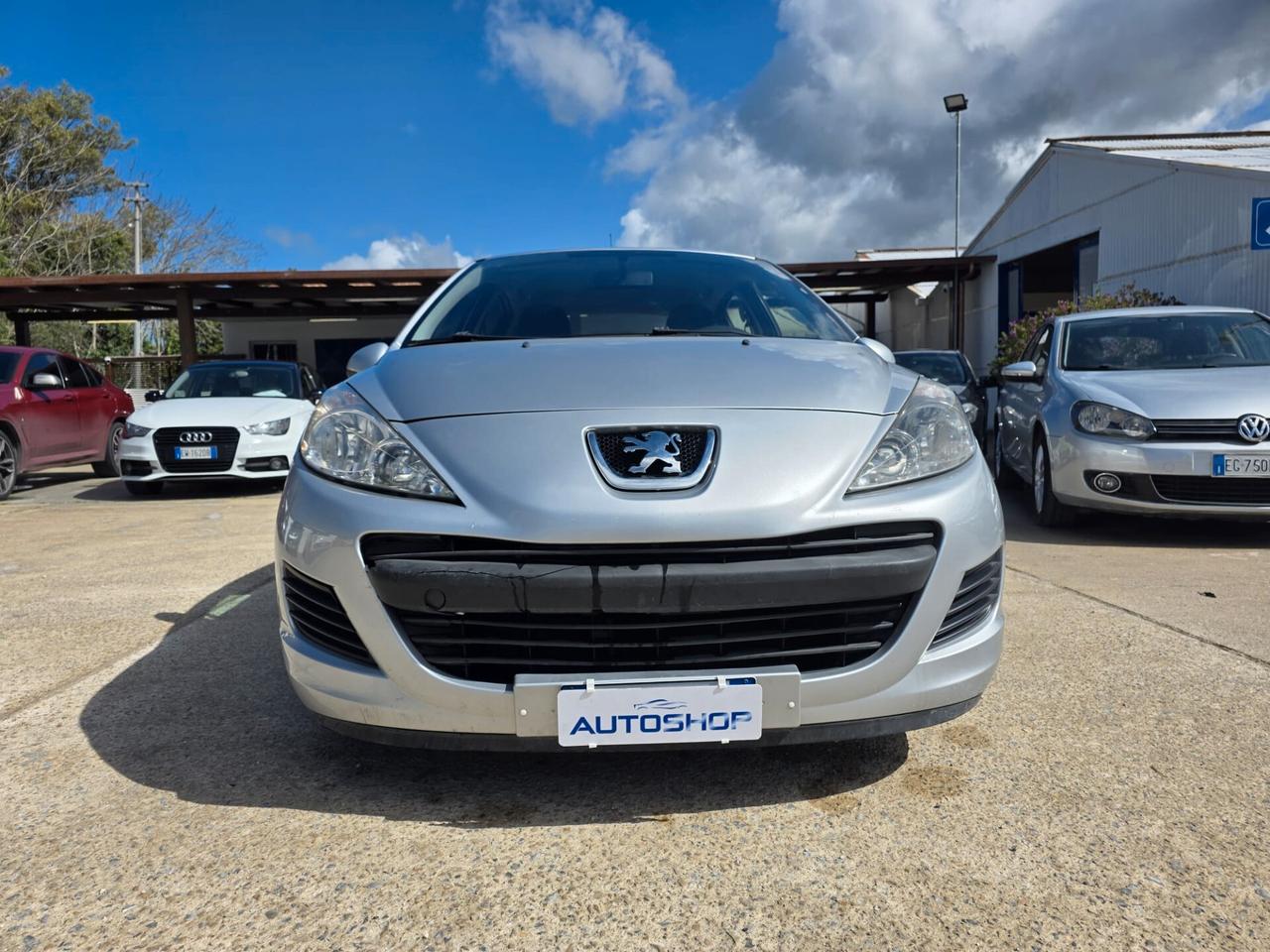 Peugeot 207 1.4 HDi 70CV 5p. X Line