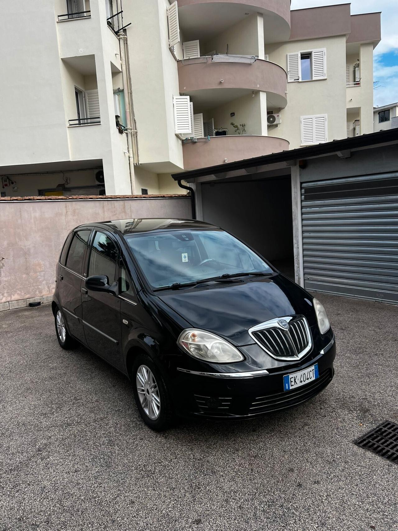 Lancia MUSA 1.4 16V EURO 5 Oro