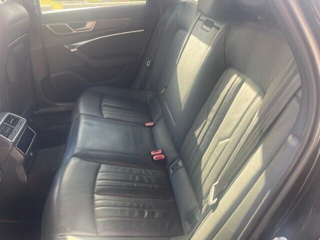Audi A6 Avant 40 2.0 TDI quattro ultra S tronic Business Sport
