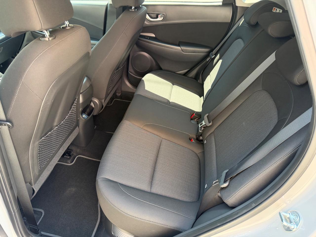 HYUNDAI KONA 1.6 HYBRID AUTOMATICO KM 24 MILA
