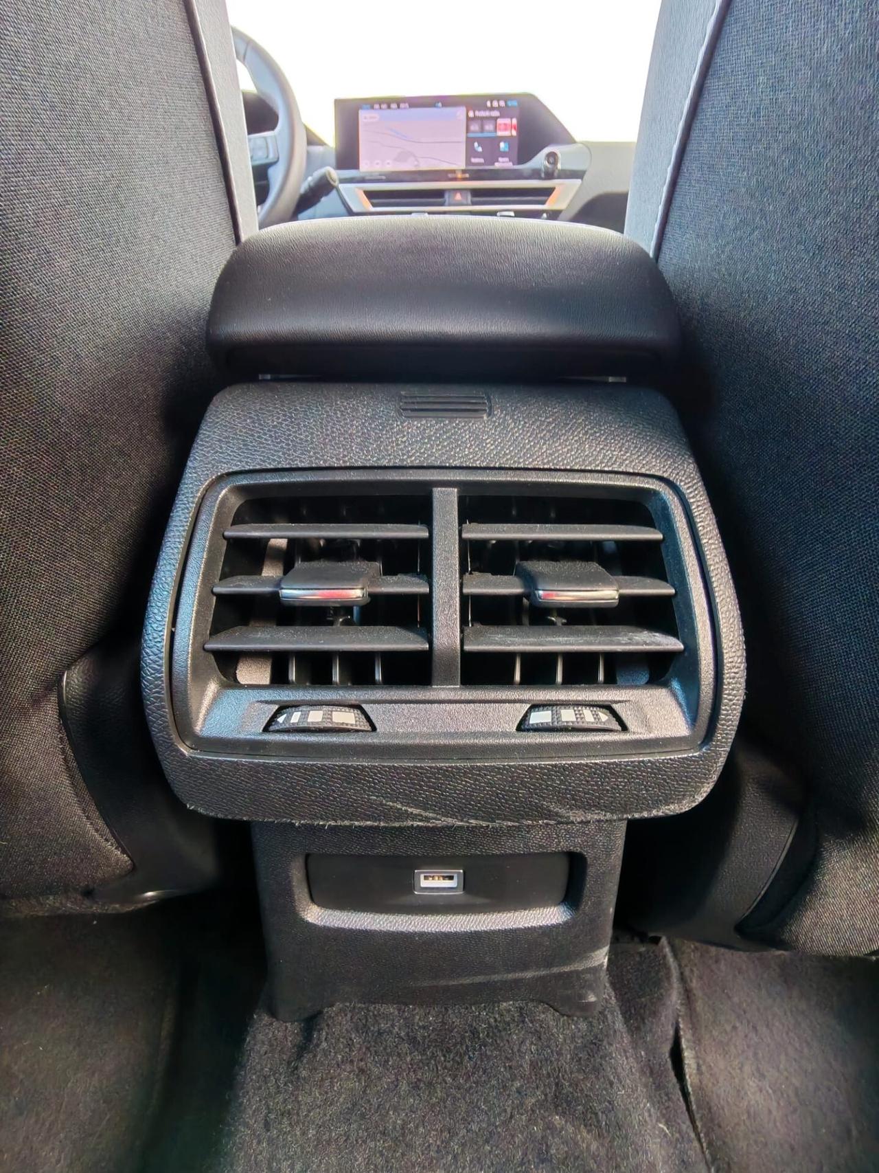 Citroen C4 Hybrid 136 e-DCS6 Plus