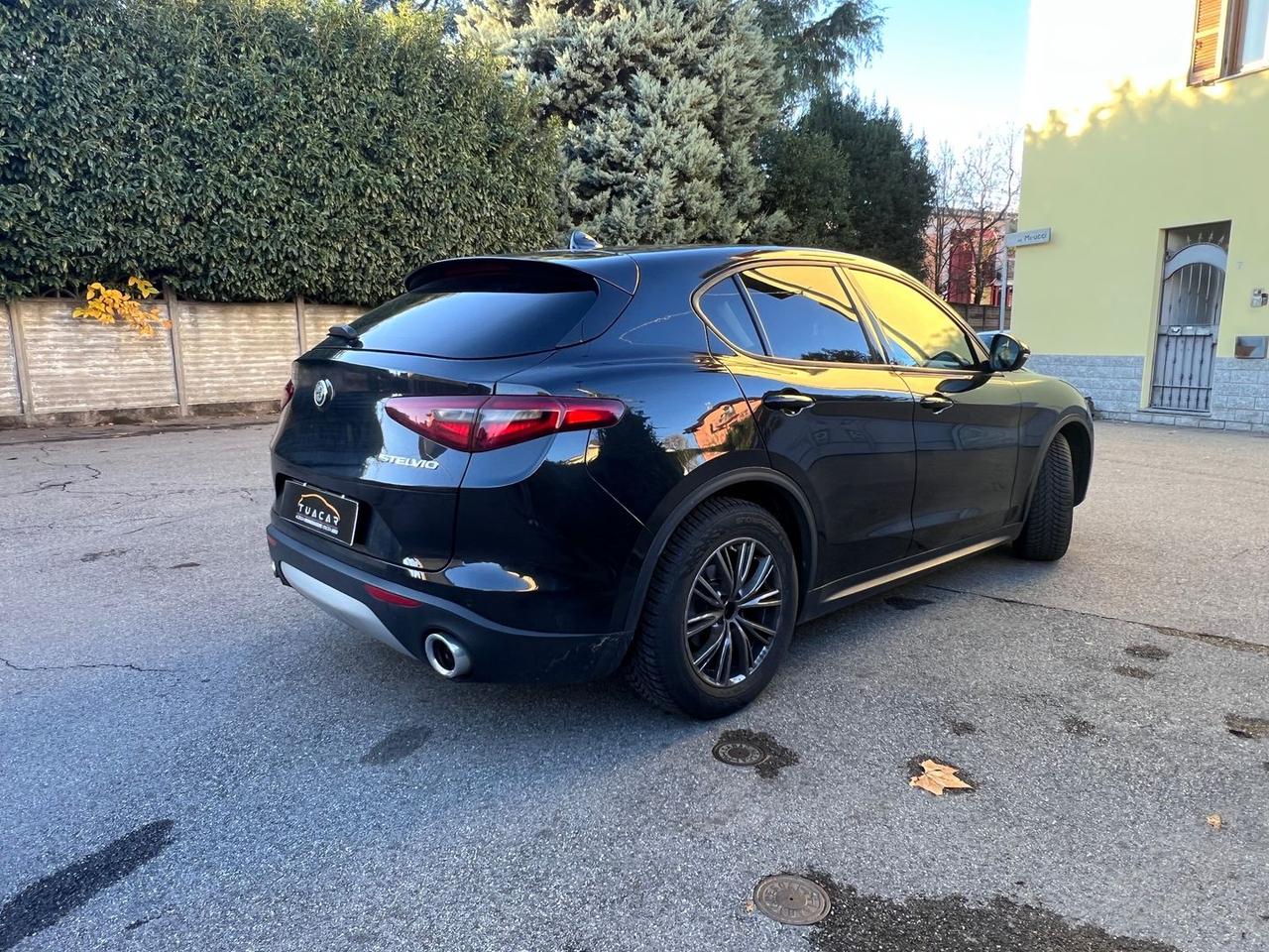 Alfa Romeo Stelvio 2.2 Business #8034