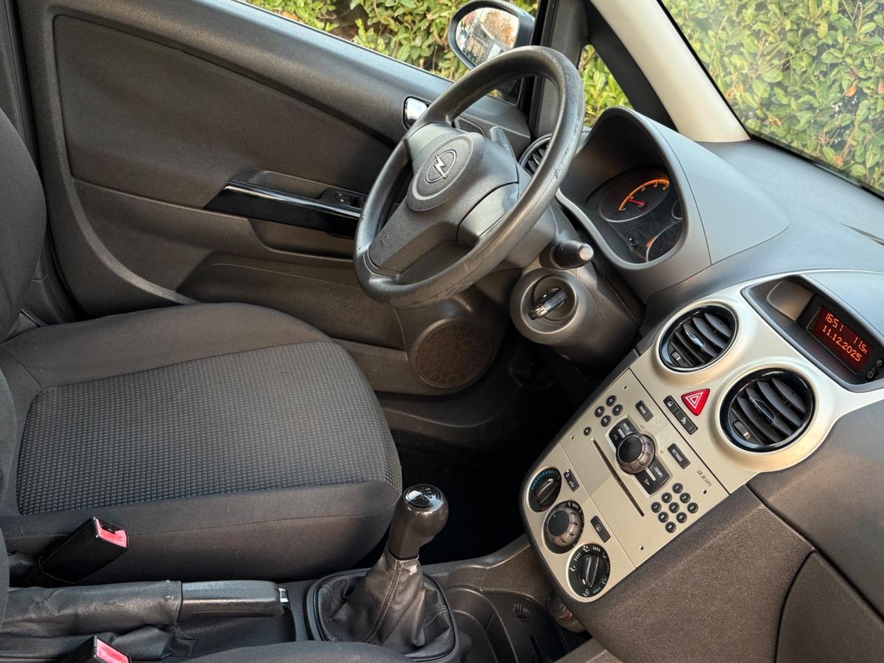 Opel Corsa 1.2 5Porte Cosmo