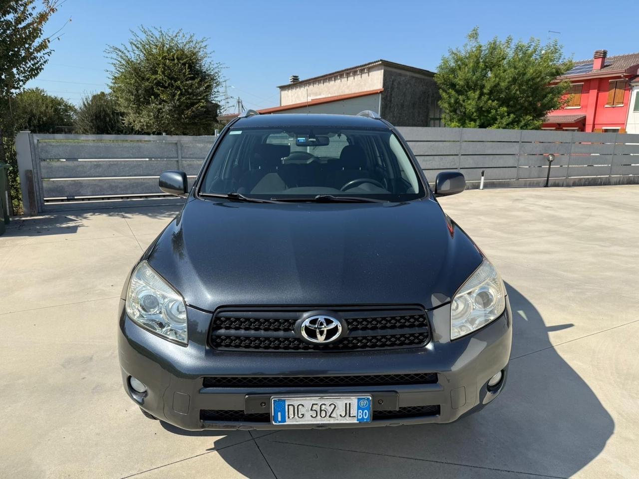Toyota RAV 4 RAV4 2.2 D-4D 136 CV Luxury