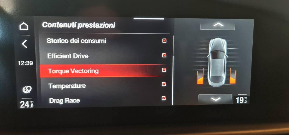 Alfa Romeo Giulia Giulia Quadrifoglio 510cv CCM-HARMAN-AKAPOVICK