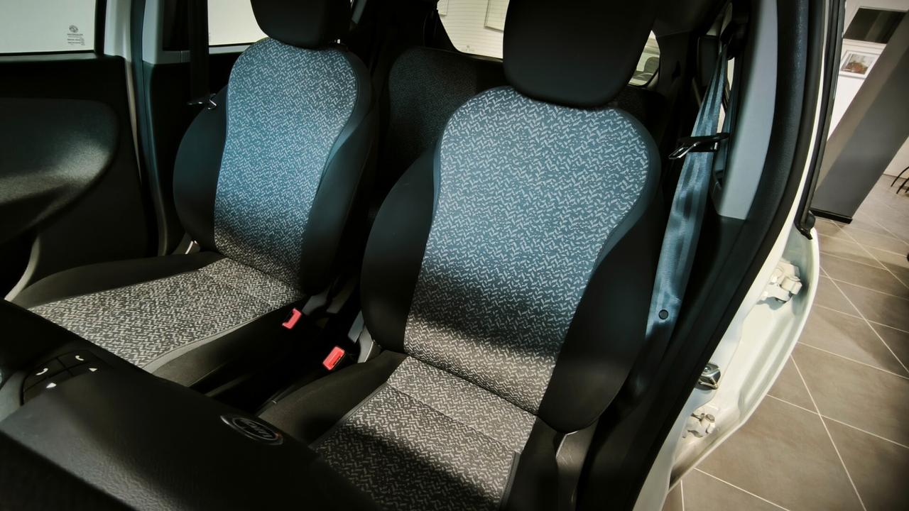 Lancia Ypsilon 1.0 FireFly 5 porte S&S Hybrid Silver Plus