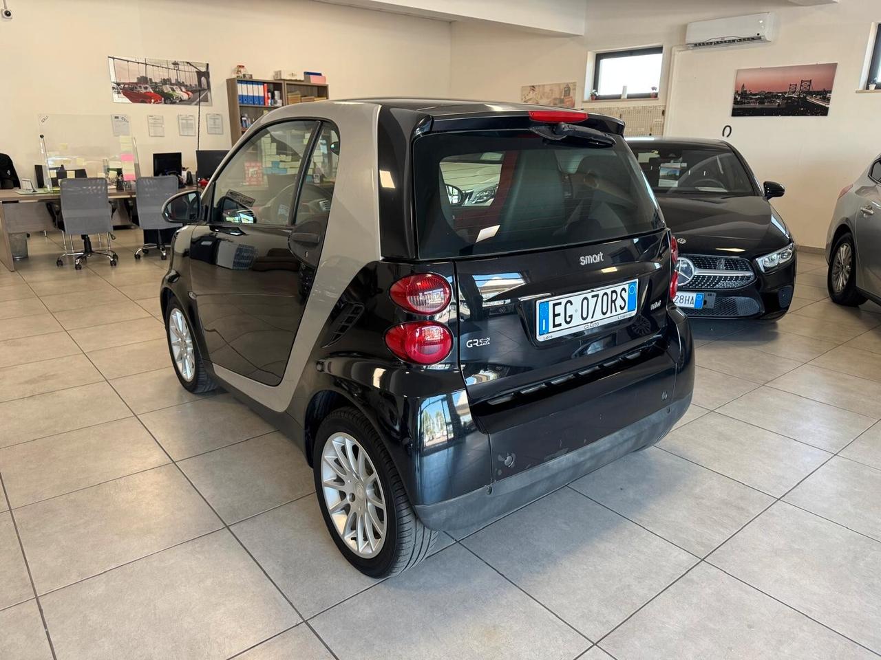 Smart ForTwo 1.0 MHD BENZ PASSION 2010
