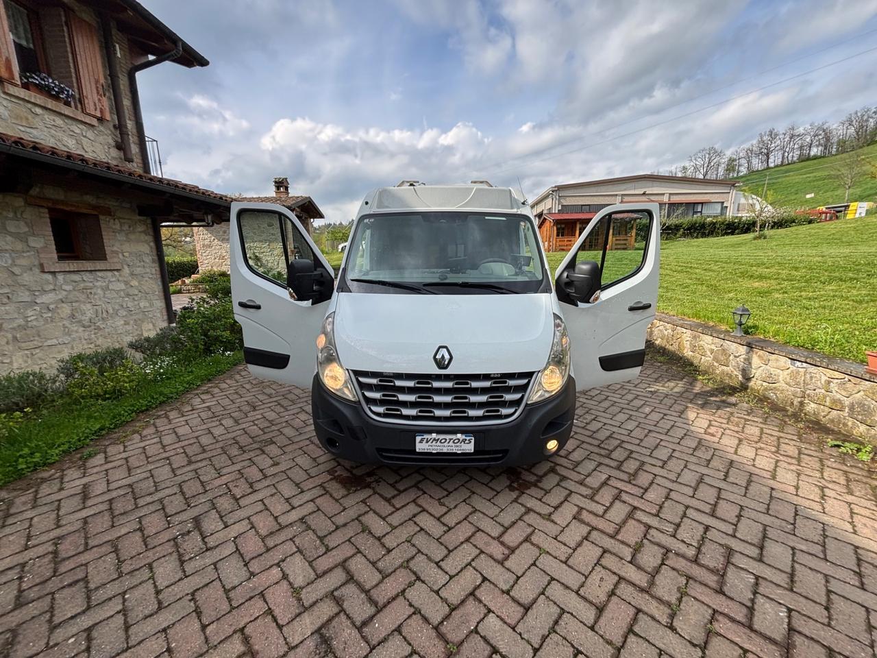 Renault Master T35 2.3 dCi/125