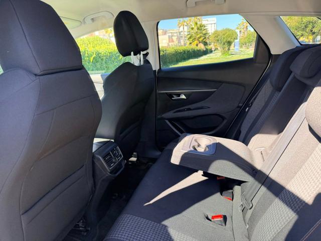 PEUGEOT 3008 BlueHDi 120 S&S Active